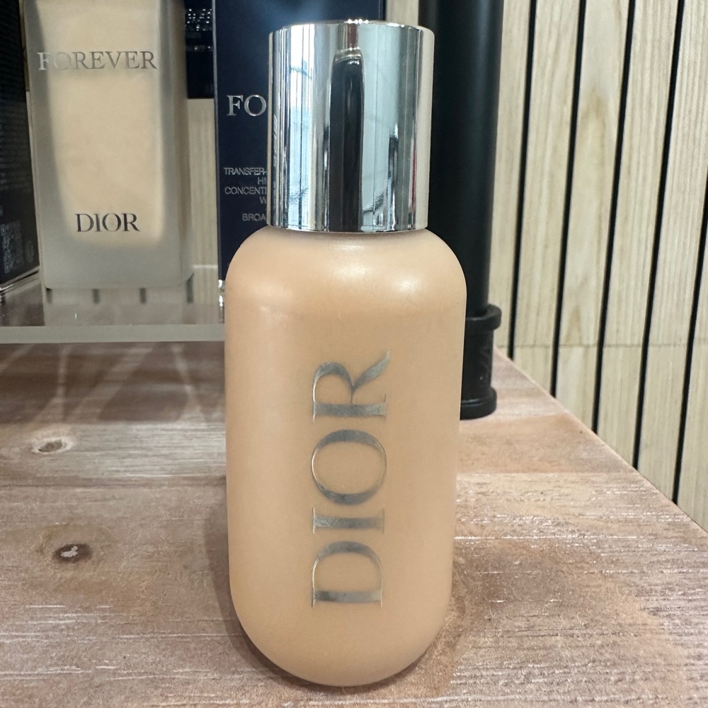 Dior Backstage Face & Body Foundation- 4W